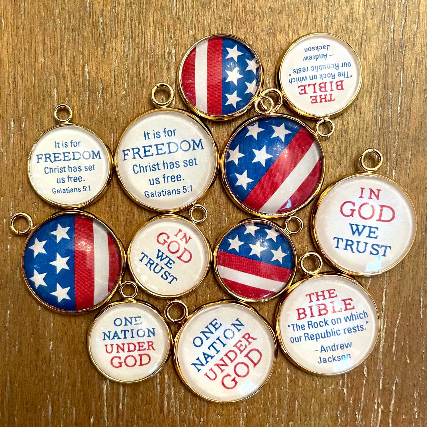 I Love America – Glass Scripture Charms for Jewelry Making, 16mm, 20mm, Gold