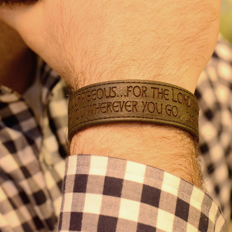 Be Strong and Courageous, Joshua 1:9 – Engraved Italian Leather Bracelet - Brown